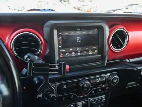 Used 2021 Jeep Wrangler Unlimited Rubicon w/ Safety Group AWD/4WD image 27