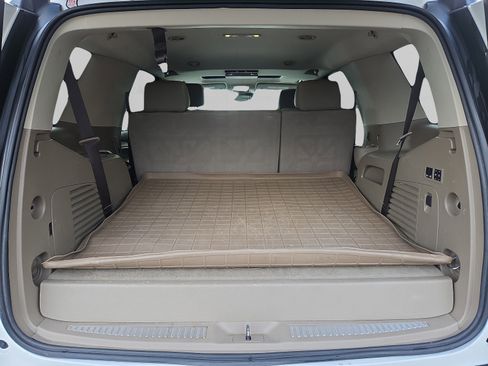 Used 2017 Chevrolet Tahoe LT image 39