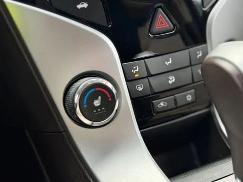 Used 2015 Chevrolet Cruze LT w/ Sun, Sound and Sport Package image 18