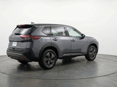 Used 2025 Nissan Rogue SV AWD/4WD image 9