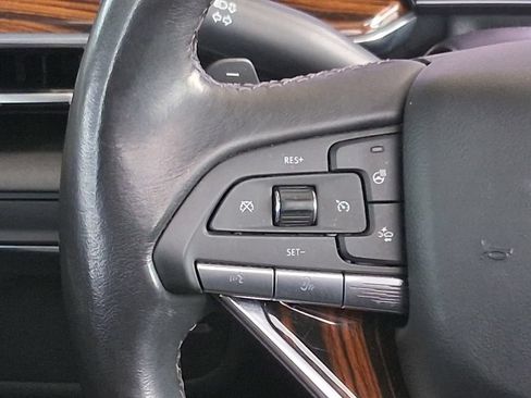 Used 2023 Cadillac Escalade ESV Premium Luxury RWD image 12