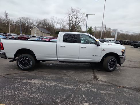 New 2025 RAM 2500 Laramie image 17