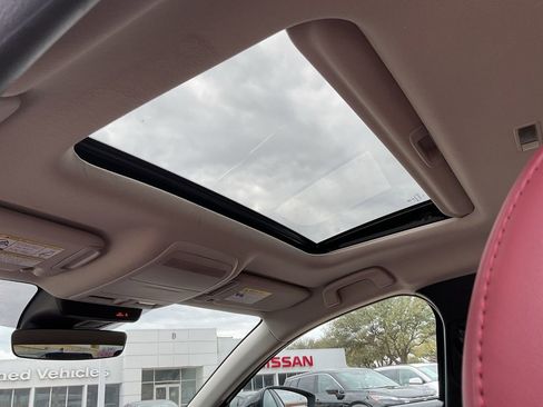 Used 2025 MAZDA CX-30 AWD 2.5 S w/ Preferred Package image 23