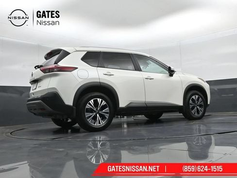 Used 2023 Nissan Rogue SV w/ SV Premium B Package AWD/4WD image 38