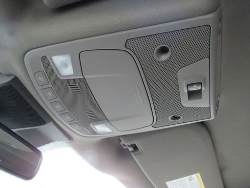 Used 2018 Ford F150 Lariat w/ Equipment Group 502A Luxury image 39