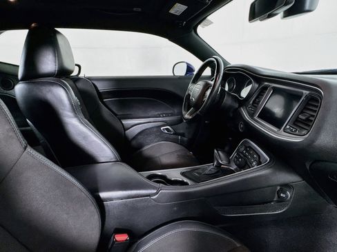 Used 2019 Dodge Challenger R/T Scat Pack RWD image 37