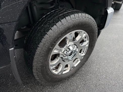 Used 2021 Ford F250 Lariat w/ Lariat Ultimate Package image 12