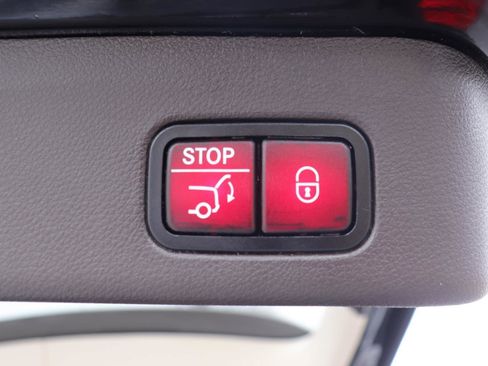 Used 2017 Mercedes-Benz GLE 350 image 12