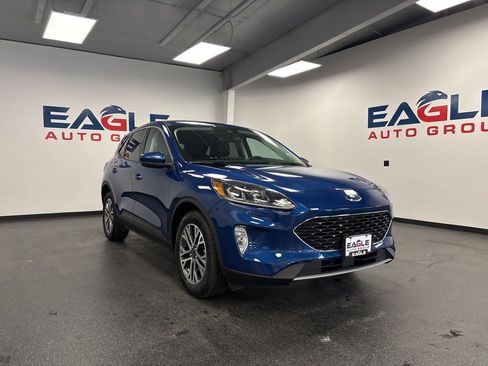 Used 2022 Ford Escape SEL image 2