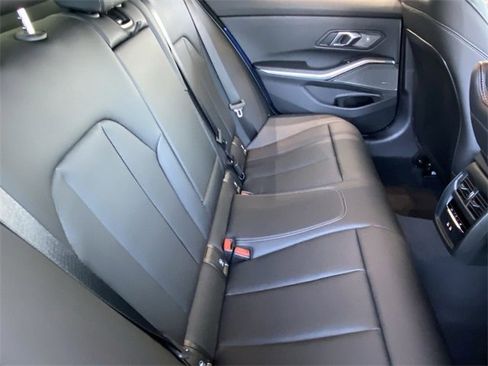 New 2025 BMW 330i Sedan w/ M Sport Package image 11