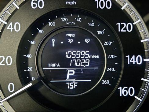 Used 2015 Honda Accord EX-L image 16