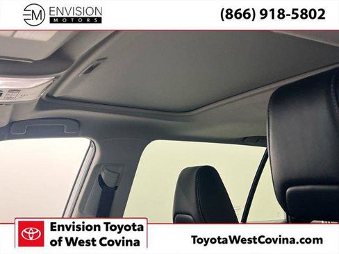 Certified 2022 Toyota RAV4 XLE Premium image 10