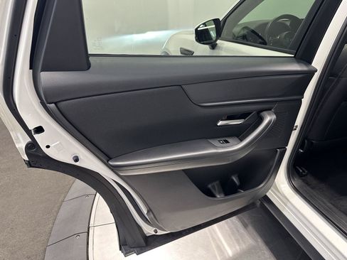 Used 2024 MAZDA CX-90 3.3 Turbo w/ Select Package AWD/4WD image 25