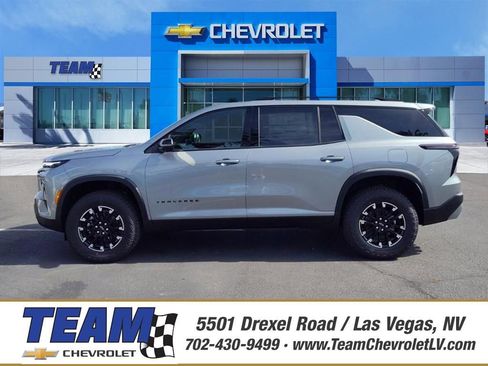 New 2026 Chevrolet Traverse Z71 w/ Driver Confidence Package AWD/4WD image 1