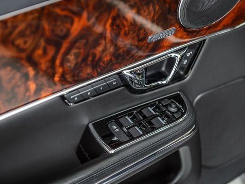 Used 2016 Jaguar XJ R-Sport AWD/4WD image 51