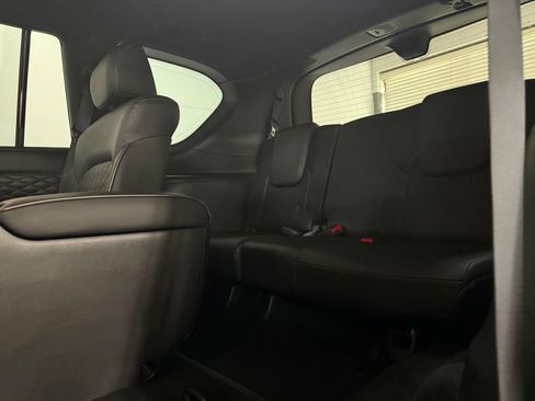 Used 2023 INFINITI QX80 Sensory w/ Cargo Package AWD/4WD image 11