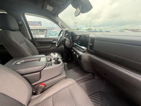 Used 2023 Chevrolet Silverado 1500 RST AWD/4WD image 24
