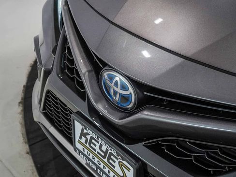 Used 2024 Toyota Camry XSE image 9