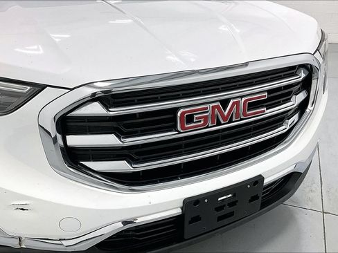 Used 2019 GMC Terrain SLT w/ Preferred Package FWD image 32