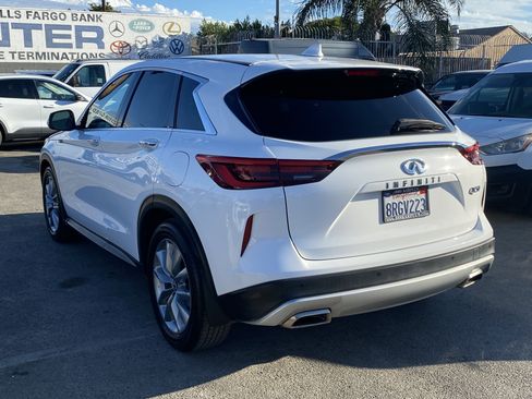 Used 2020 INFINITI QX50 Pure image 10