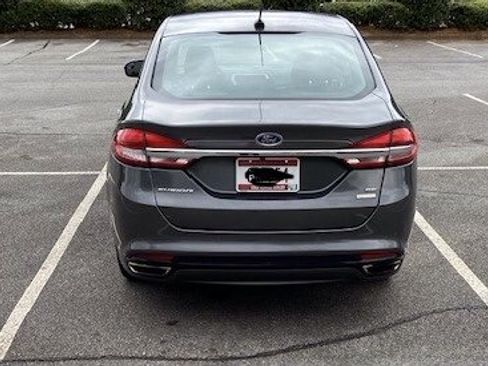 Used 2017 Ford Fusion SE w/ Equipment Group 202A AWD/4WD image 10
