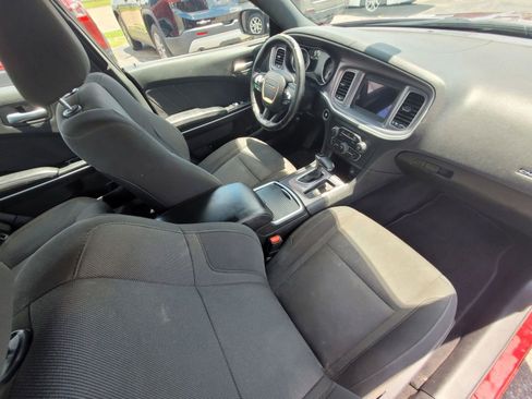 Used 2019 Dodge Charger SXT image 14