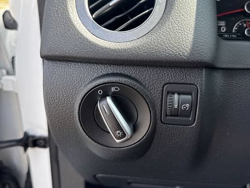 Used 2017 Volkswagen Tiguan S FWD image 17