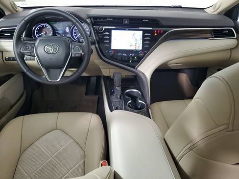 Used 2018 Toyota Camry XLE w/ Driver Assist Package FWD image 10