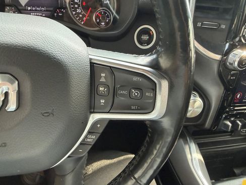 Used 2020 RAM 1500 Laramie AWD/4WD image 30