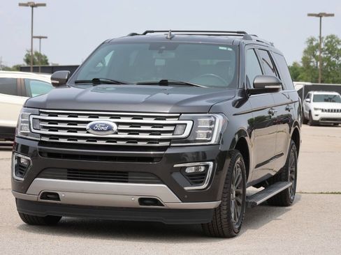 Used 2021 Ford Expedition Limited image 6