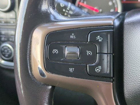 Used 2021 Chevrolet Silverado 1500 High Country w/ Technology Package image 28