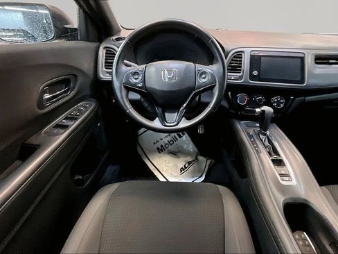 Used 2022 Honda HR-V Sport image 10