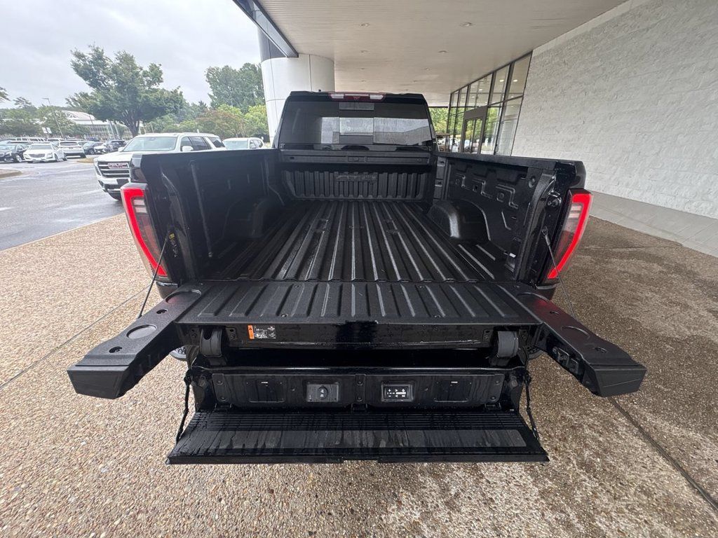 Certified 2024 GMC Sierra 2500 AT4 w/ AT4 Preferred Package AWD/4WD image 27