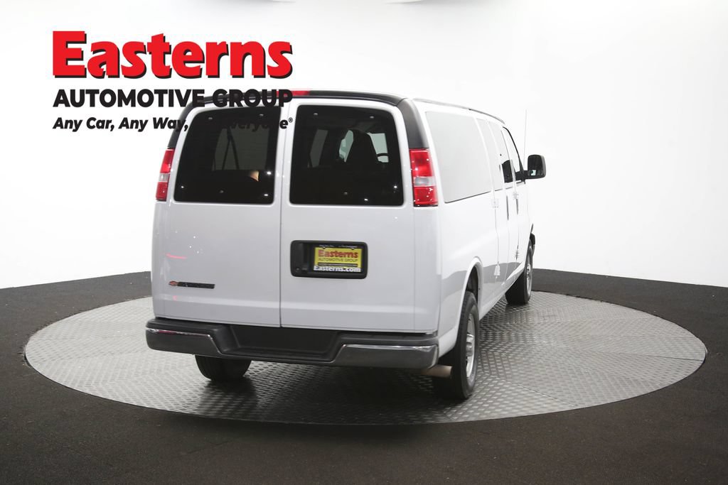 Used 2024 Chevrolet Express 3500 LT w/ LT Preferred Equipment Group RWD image 38