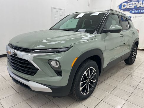 New 2026 Chevrolet TrailBlazer LT w/ Convenience Package AWD/4WD image 17