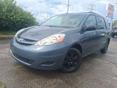 Used 2008 Toyota Sienna LE FWD image 1