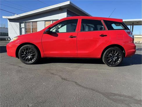 Used 2007 Toyota Matrix image 2