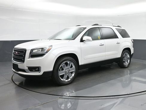 Used 2017 GMC Acadia Limited SLT AWD/4WD image 3