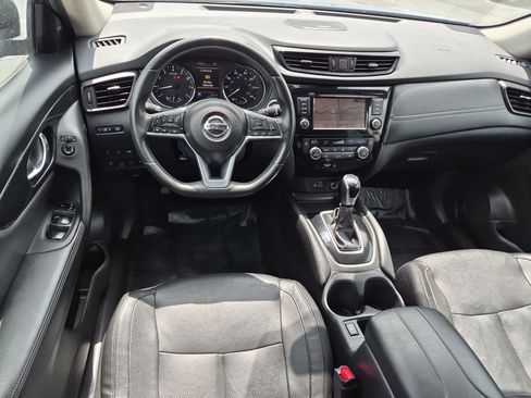 Used 2018 Nissan Rogue SL AWD/4WD image 28