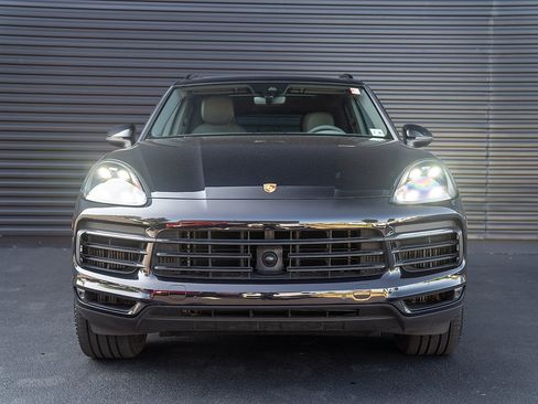 Used 2021 Porsche Cayenne E-Hybrid AWD/4WD image 25