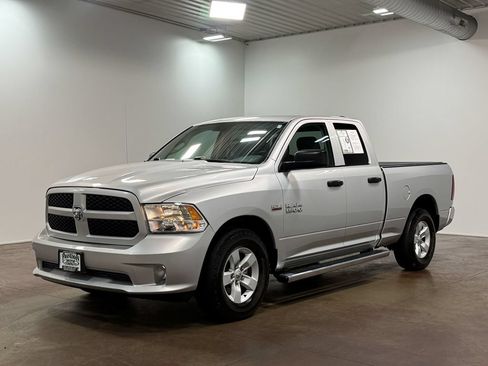 Used 2017 RAM 1500 Express RWD image 7