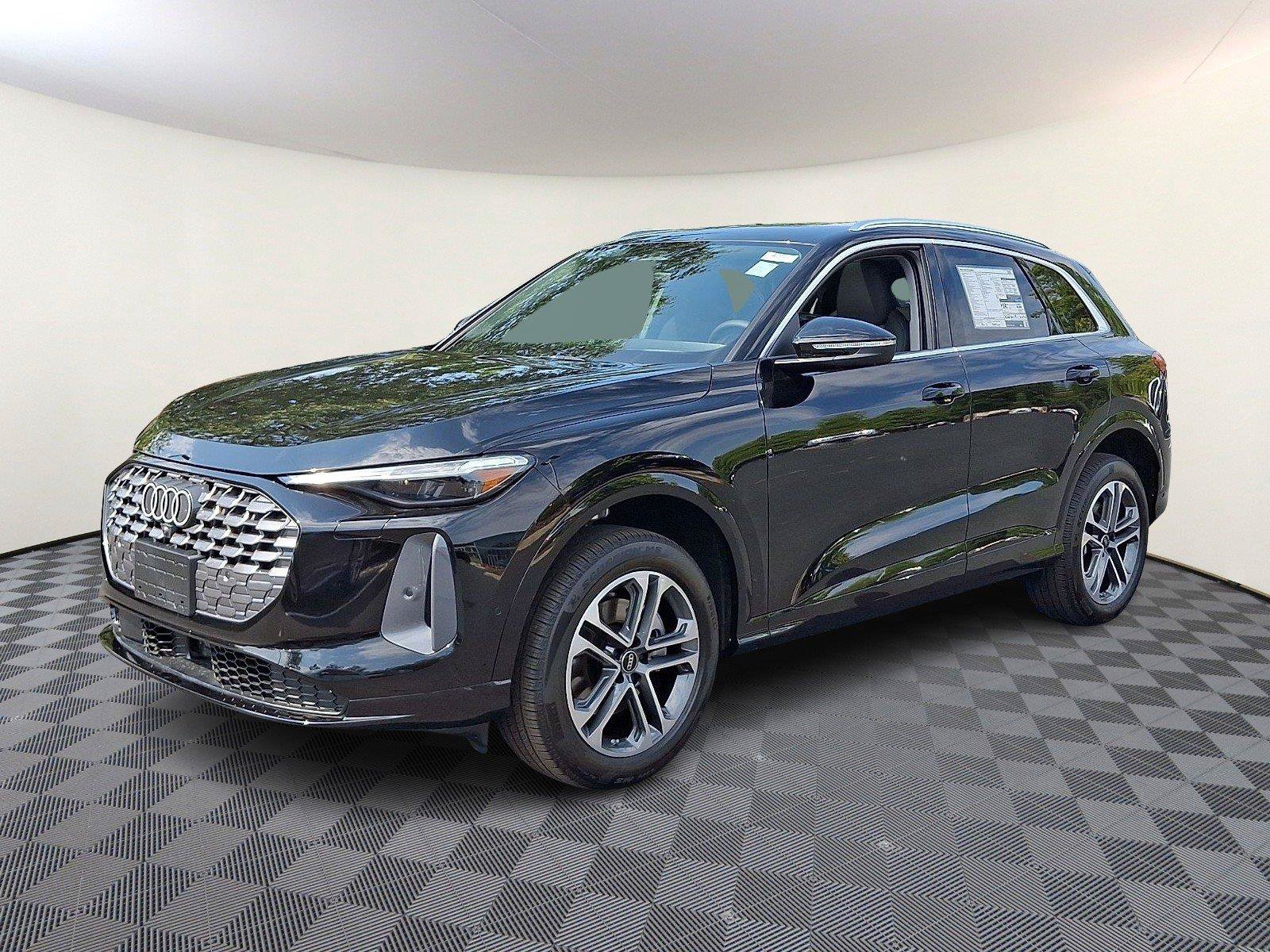 New 2026 Audi Q5 Premium Plus AWD/4WD image 3
