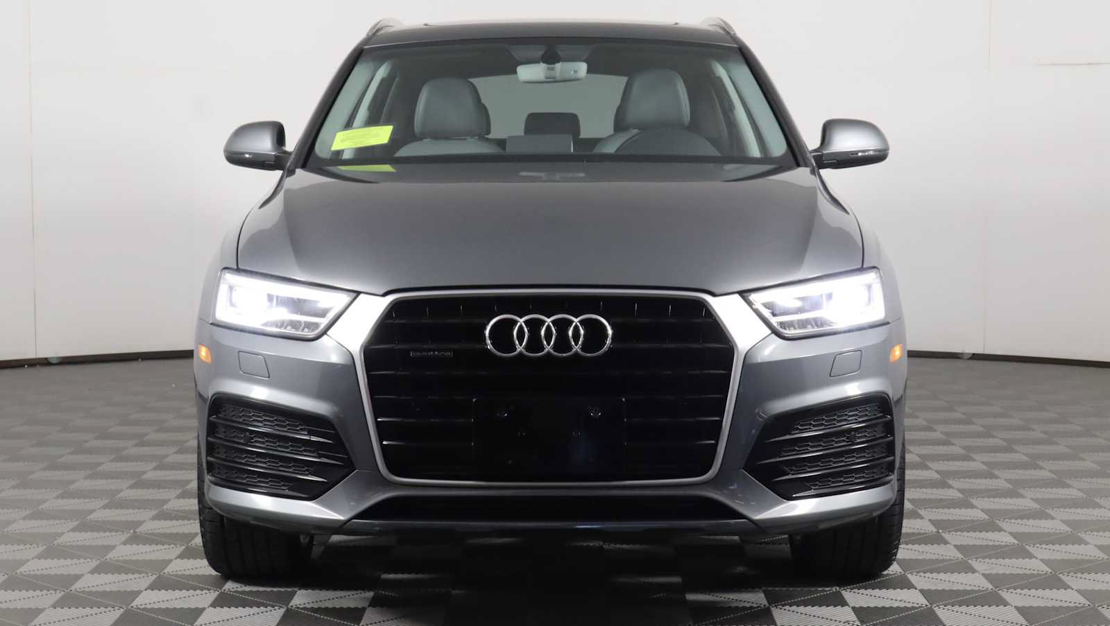 Used 2016 Audi Q3 2.0T Prestige AWD/4WD image 2