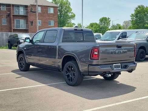 New 2026 RAM 1500 Laramie AWD/4WD image 3