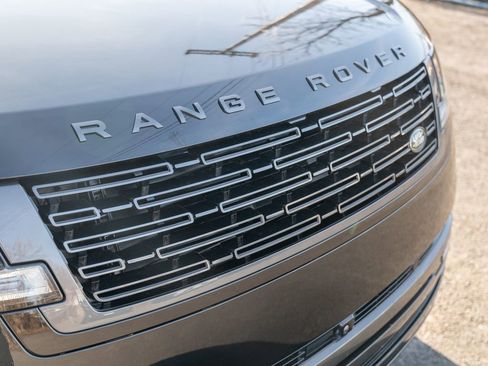 New 2025 Land Rover Range Rover SE image 15
