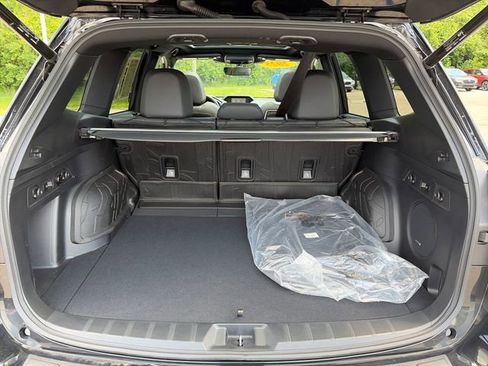 Certified 2025 Subaru Forester Wilderness AWD/4WD image 21