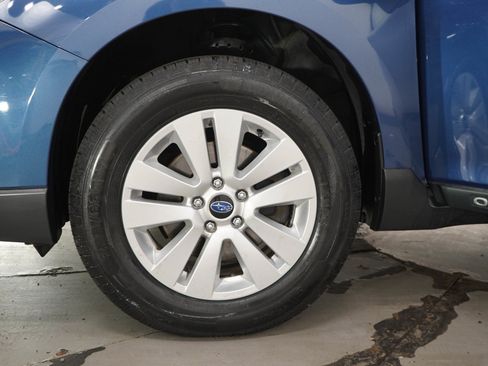 Used 2019 Subaru Outback 2.5i Premium AWD/4WD image 28