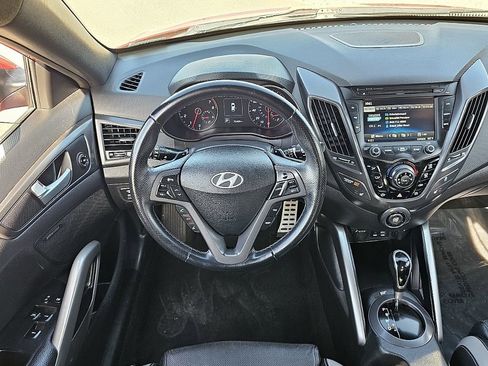 Used 2016 Hyundai Veloster Turbo FWD image 23
