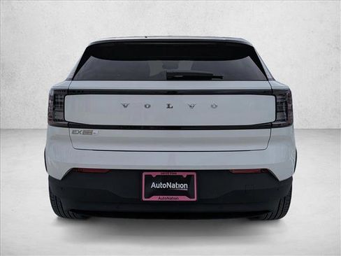 New 2026 Volvo EX30 Plus image 8