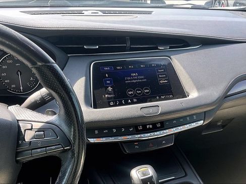 Used 2019 Cadillac XT4 Sport w/ Driver Awareness Package FWD image 8